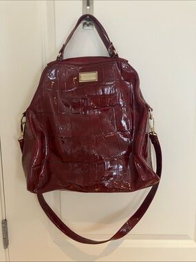 kate spade burgundy wine red patent leather embossed lg shoulder hand bag rare